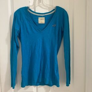 Rare Vintage Hollister Women's Blue V-Neck Top